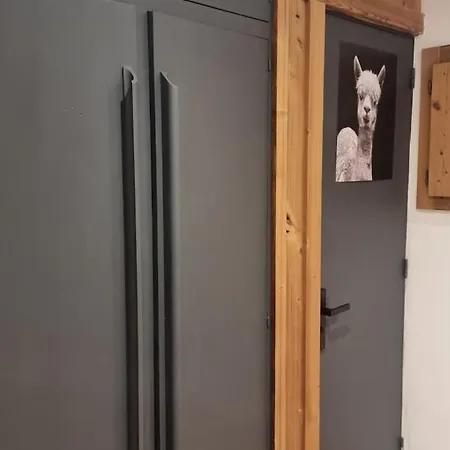 Le Dahu-calm-jacuzzi-free Parking Lot Chalet *