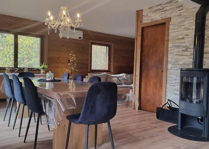 Le Dahu-calm-jacuzzi-free Parking Lot Horská chata *