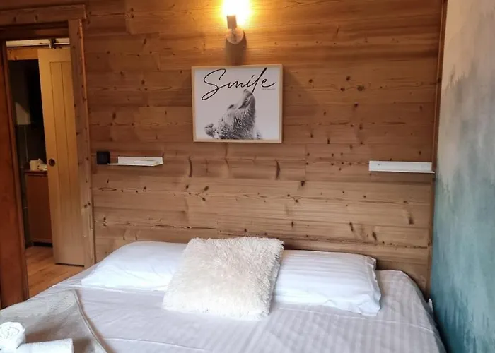 Le Dahu-calm-jacuzzi-free Parking Lot Horská chata