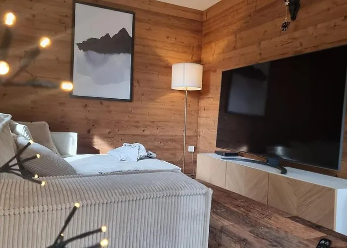 Le Dahu-calm-jacuzzi-free Parking Lot La Bresse